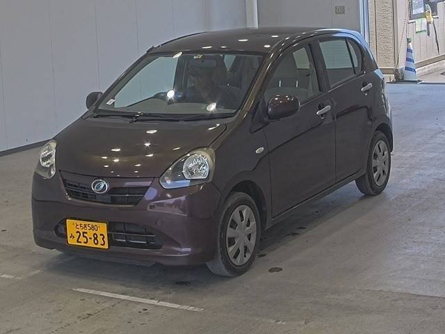 20113 DAIHATSU MIRA E S LA300S 2012 г. (ARAI Oyama VT)